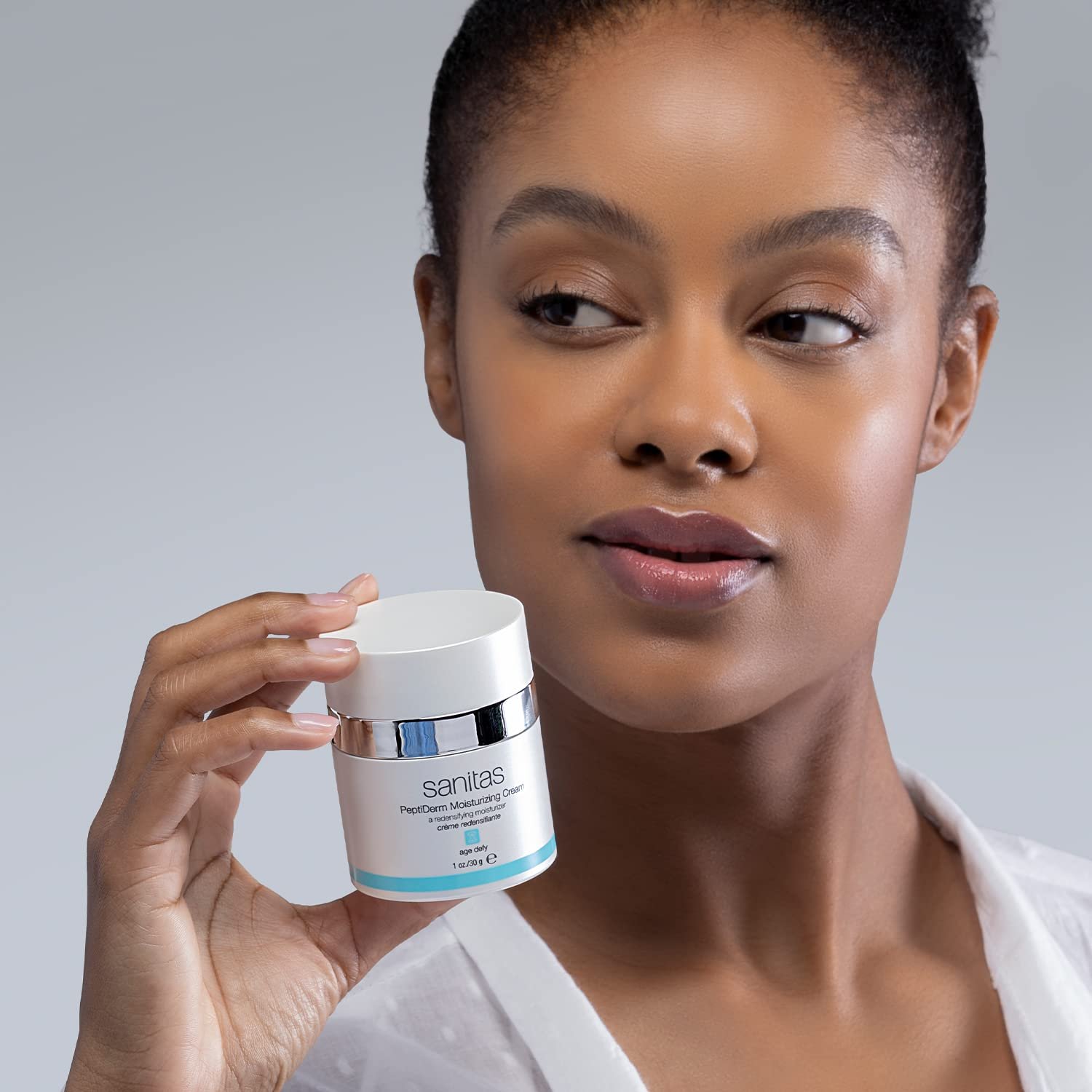 Peptide-infused anti-aging moisturizing cream for mature skin in clinical packaging — view 6